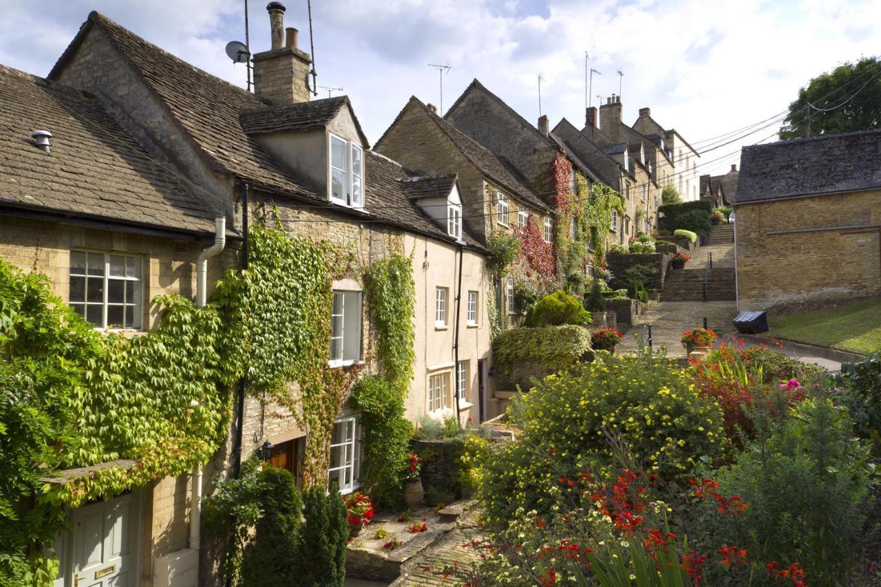 Heart Of The Village Cotswold Cottage In Crudwell. Eksteriør billede